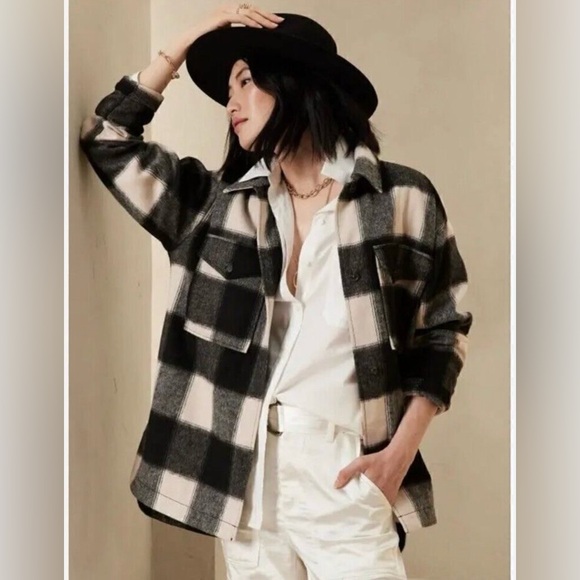 Banana Republic | Plaid (Black & Tab) Coat sz S - Picture 1 of 4